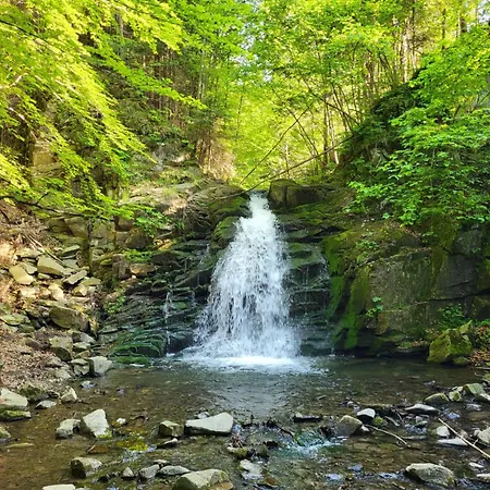 Domek Nad Rzeka Сasa de vacaciones